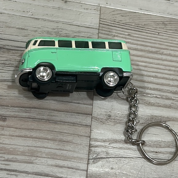 Volkswagen Van Keychain Volkswagen van keychain vintage | Accessories | Volkswagen Van Keychain